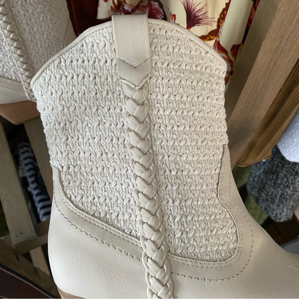 DOLCE VITA White Textured Ankle Cowboy Boots - Picture 4 of 14